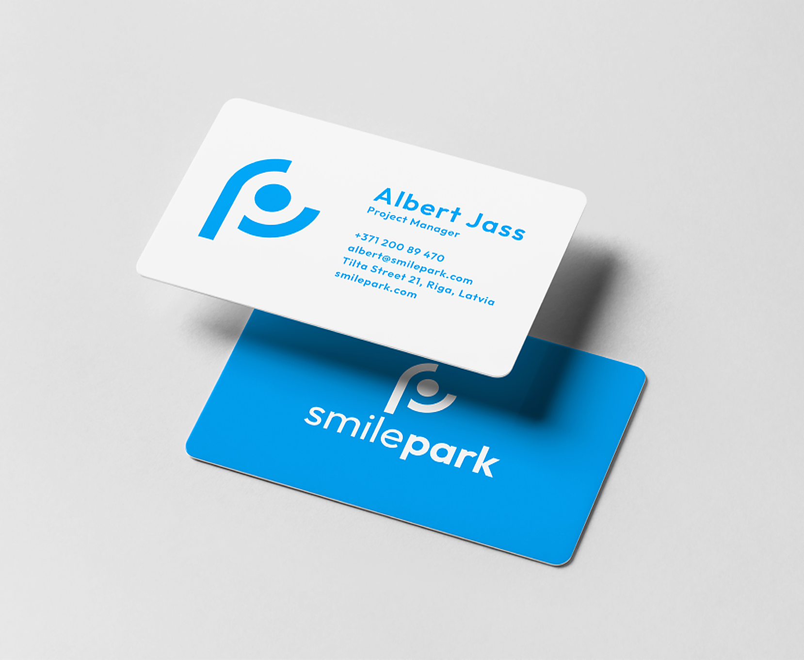 SmilePark business card mockup